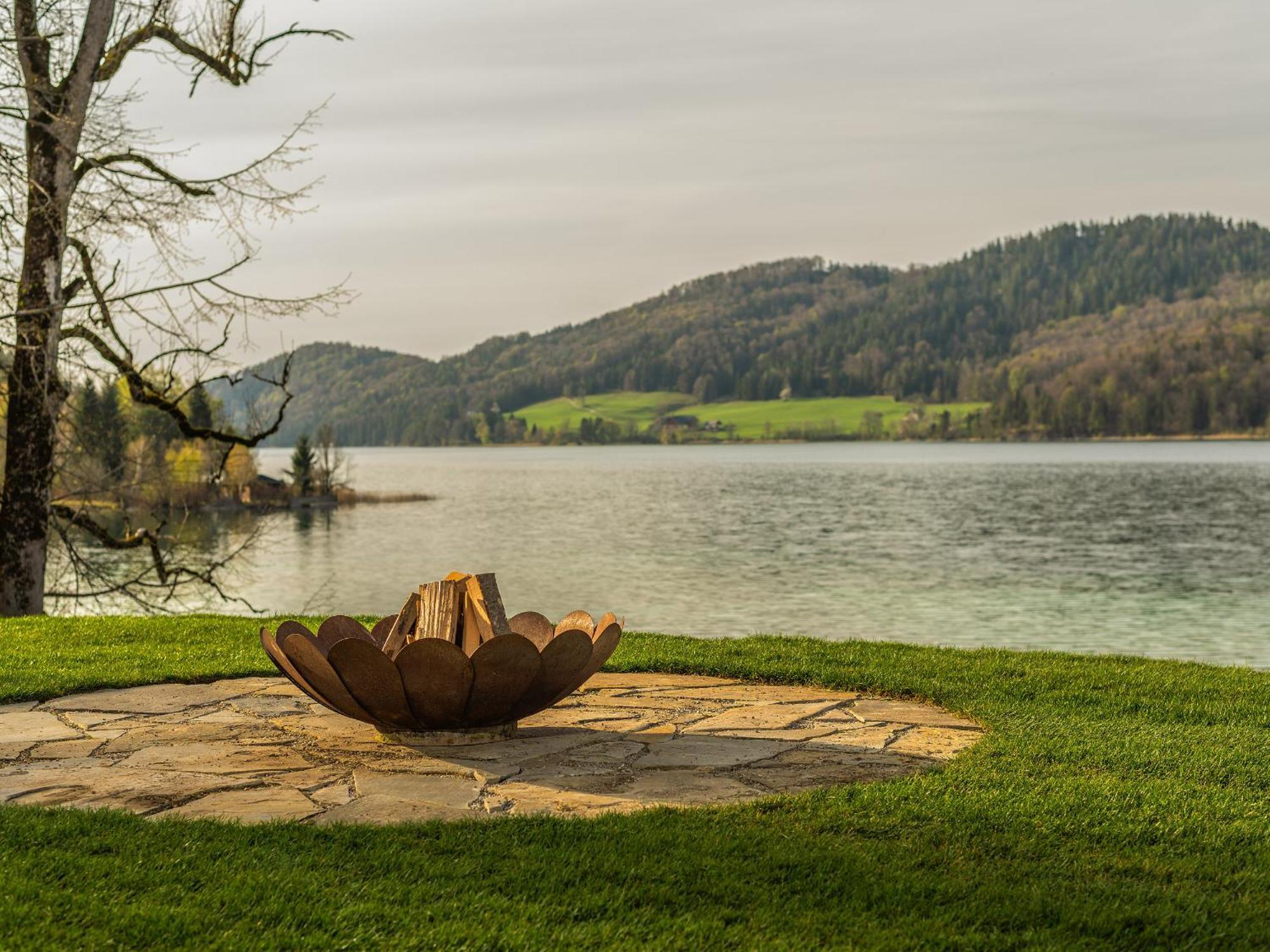 Appartamento Brunnwirt Essen & Wohnen Fuschl am See Esterno foto
